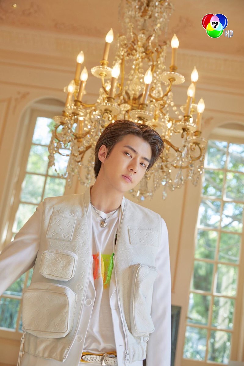 fluffyboobi's tweet photo. หล่อขนาดนี้ฉลองภักดีวิจิตรต้องเรียกตัวแล้วป่ะ55555555555555555555 https://t.co/3vAYzYgti4