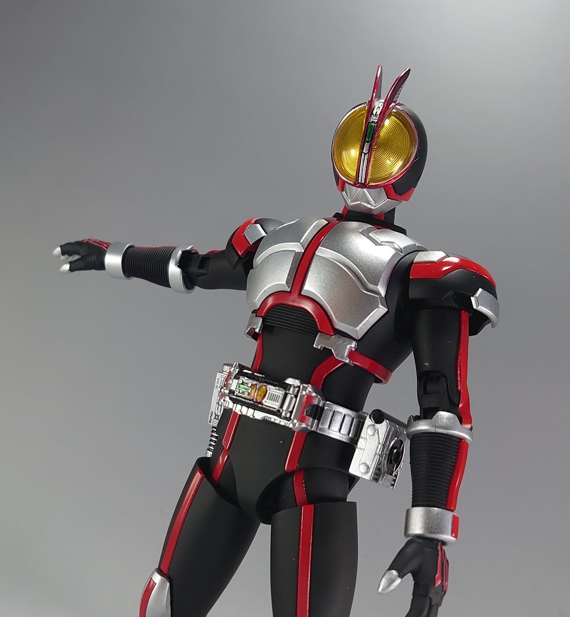 うらわざ Complete Figure Rise Standard 仮面ライダーファイズ 完成しました ニチアサ フィギュア改造部 フィギュアライズスタンダード うらわざ工房 T Co U7juk5si8j Twitter