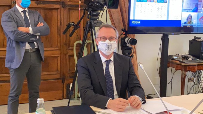 Visualizza l'immagine su Twitter