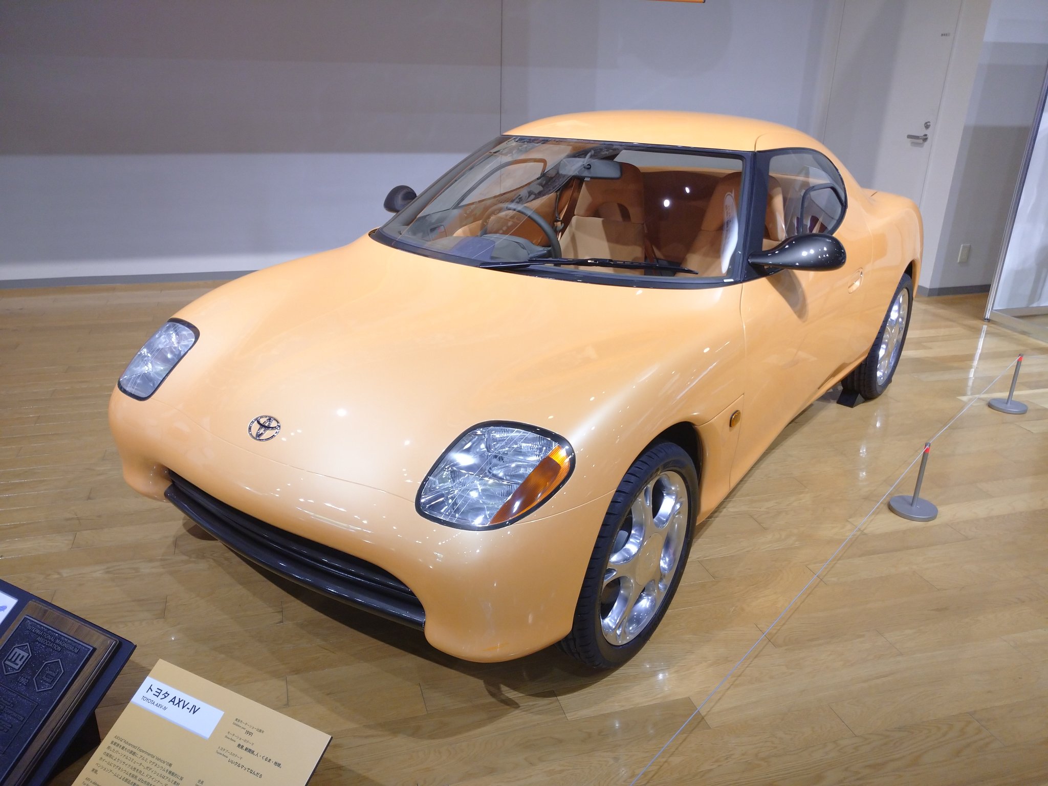 国府宮 個人的に出たら面白そうだなあって思ったのがこのコンセプトカー 800ccの2気筒2 ストスーチャーエンジン で軽自動車のターボ並のパワー それでいて車重は450kg 絶対楽しいやつでしょ T Co Epupr0iwxr Twitter