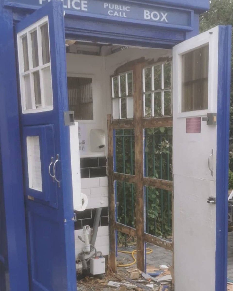 BurgessProjects's tweet image. Today&apos;s project - repairs on the Tardis at Warmley Waiting Rooms.

Look out for the finished photos!

#burgessprojects #tardis #warmleywaitingrooms #warmley #repairs #carpentry