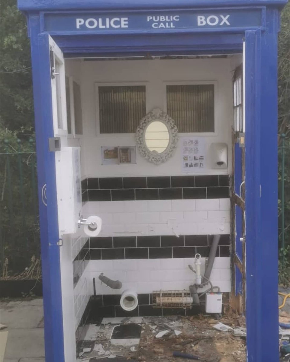 BurgessProjects's tweet image. Today&apos;s project - repairs on the Tardis at Warmley Waiting Rooms.

Look out for the finished photos!

#burgessprojects #tardis #warmleywaitingrooms #warmley #repairs #carpentry
