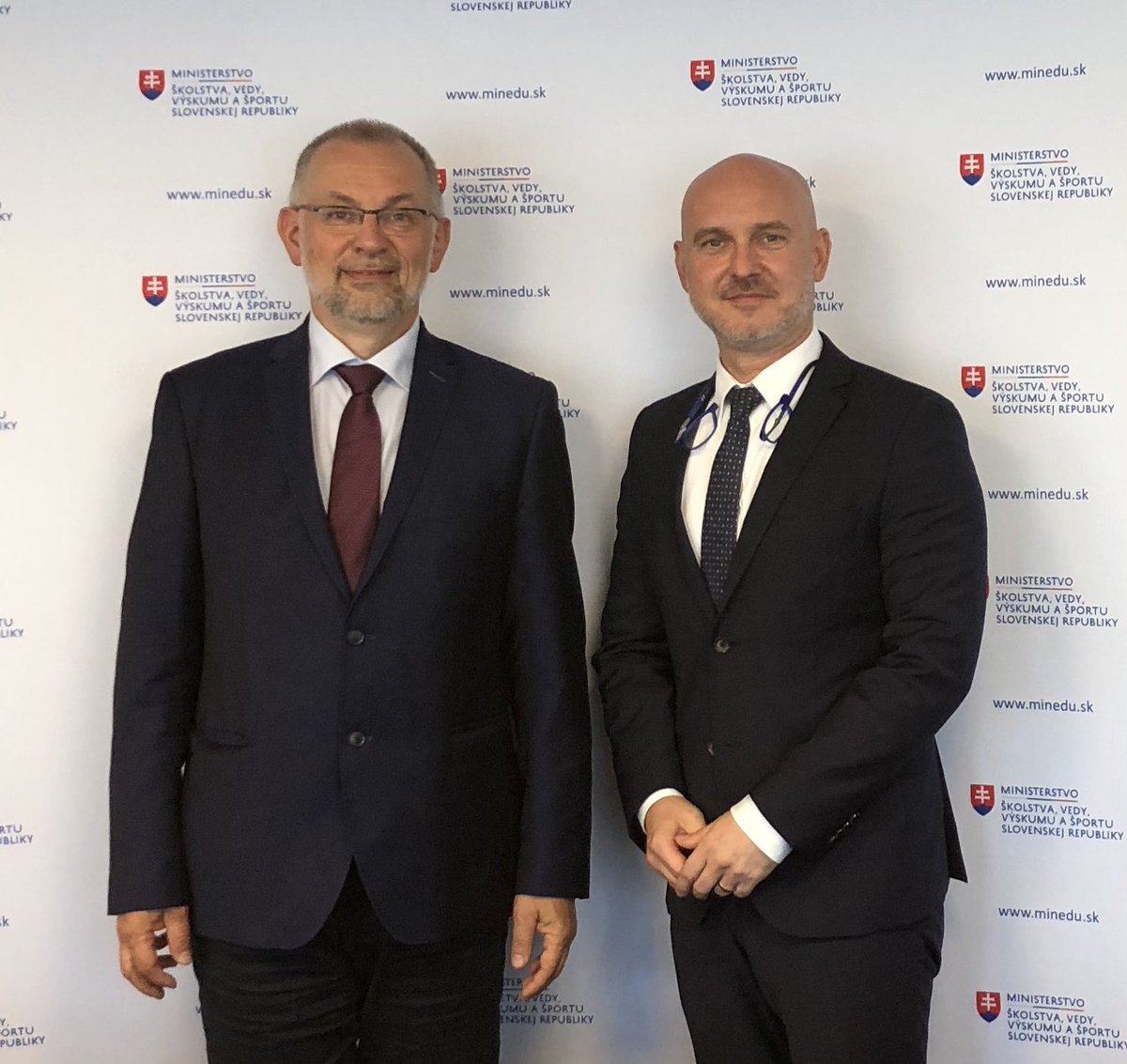 ladislav_miko's tweet photo. New funds allocated to 🇸🇰within Recovery and Resilience Facility bring great opportunity but also a challenge. @ZEKvSR in intensive discussions with new SK government members: finance minister @eduardheger, agri minister #JánMičovský, minister of education #BranislavGröhling https://t.co/wysIaV3cst