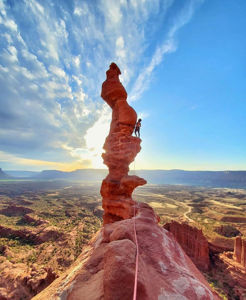Moab will always be epic! 🙌🏼
.
📍 Moab, Utah
.
.
.
#ancientart #moab #desert #desertphotography #utah #adventure #travel #travelphotography #rockclimbing #climbing  #climbingphotography #climbers #climbingisbliss #climbingworldwide #optoutside #liveclimbrepeat #girlswhoclimb