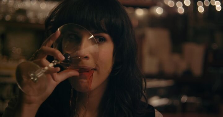 film_twitchers's tweet image. Great little rom-com on Amazon Prime: Appropriate Behaviour (2014) tackling culture clashes, sexuality and Brooklyn hipsters. I thoughly enjoyed this one.
filmtwitchers.com/prime-video-re…
#appropriatebehaviour #film #amazonprime #amazonprimevideo #movies #hiddengems