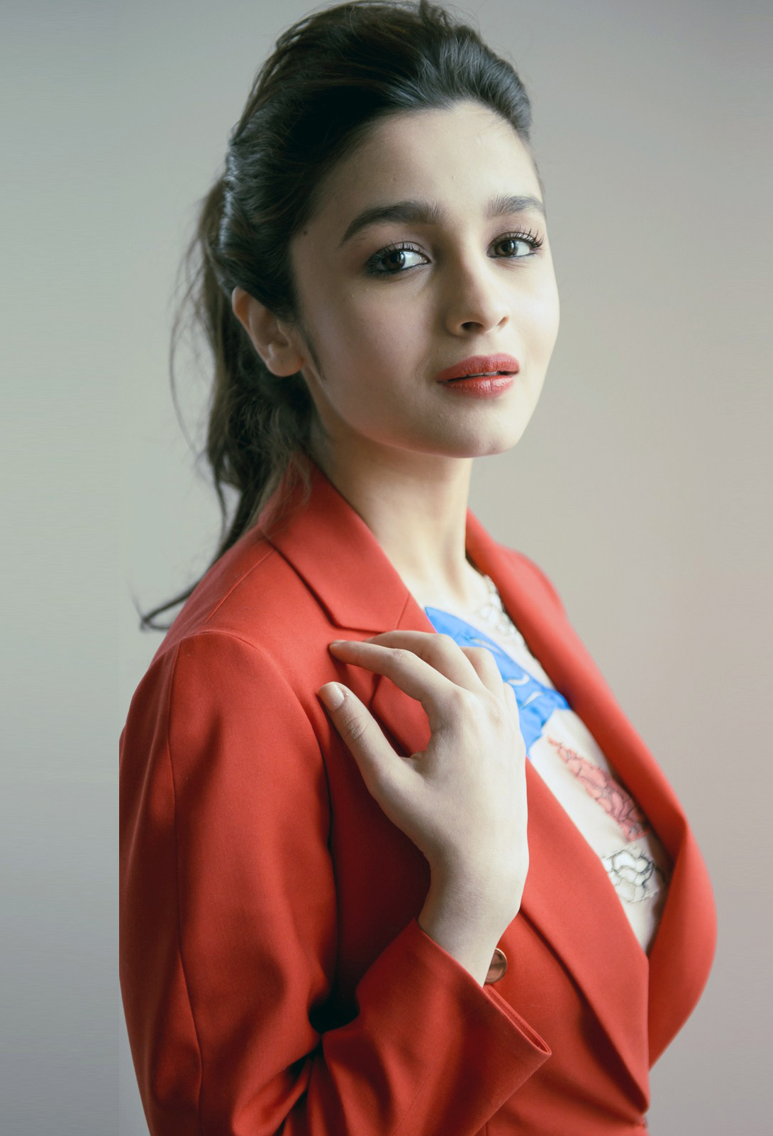 Wallpaper on X Actress alia bhatt beautiful bollywood actress HD Wallpaper Actress Alia Bhatt Beautiful Bollywood Actress Wallpaper 15 Iphone Android Mobile Wallpaper FreeDownload https t raGIS3CMV...