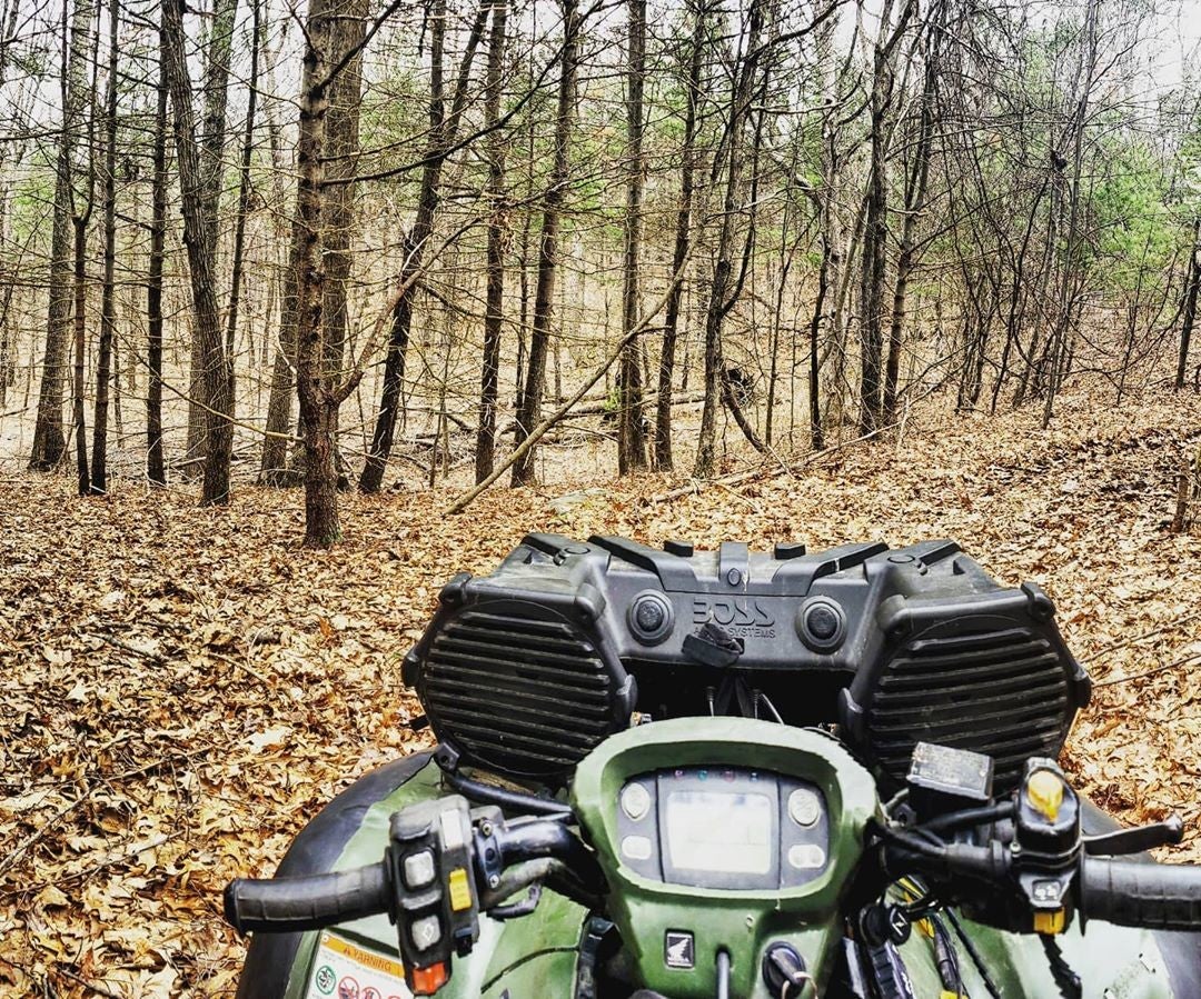 BossAudio's tweet photo. The best life is the one on wheels.
PC: @rebelcountryguy
.
.
.
#fourwheeling #4x4 #quad #atvlife #atvriding #atvmx #atvsafari #atvclub #ata4x4 #bossaudio #ridewithboss https://t.co/GH9uH0q5j8