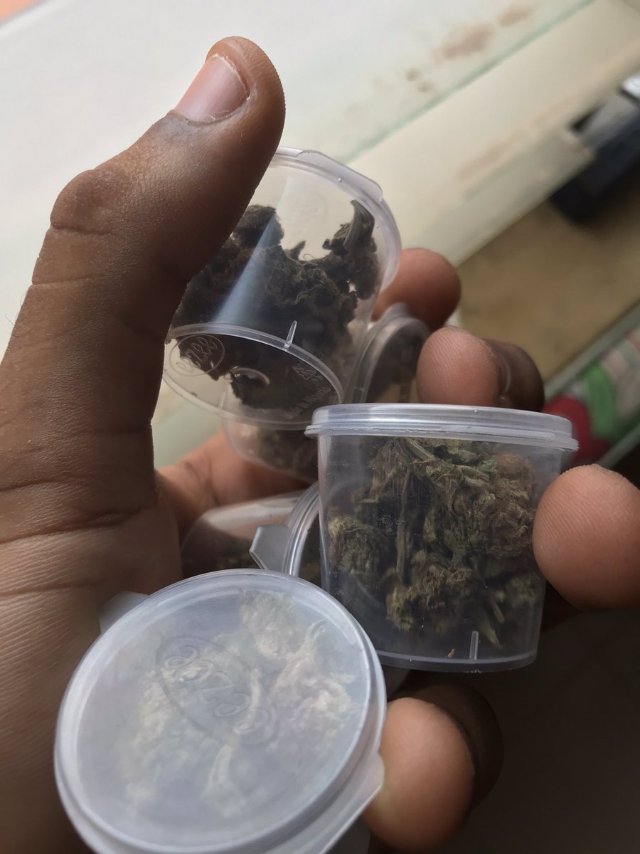 420veryfriendly's tweet photo. Hmu for half cups and full cups
Location: Ibadan https://t.co/dHTIfVPaBQ