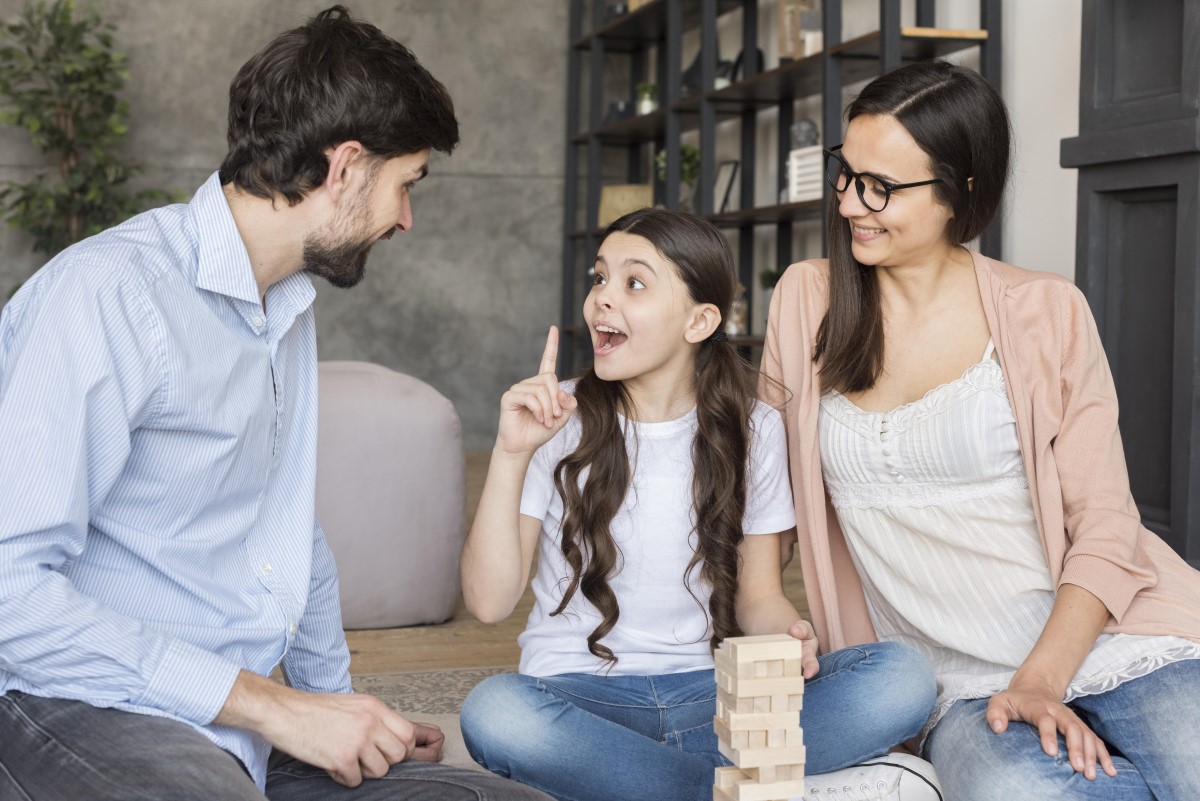 SEL_Adventures's tweet photo. Hoy, como padres, tenemos que contribuir al bienestar emocional de nuestros hijos, cuidando sus sentimientos y emociones ante una realidad incierta y caótica. 👉 https://t.co/4s42gzBlOD

#Bienestar #Familia #SaludMental #Desarrollo #Adolescentes https://t.co/D9Cp3rarHr