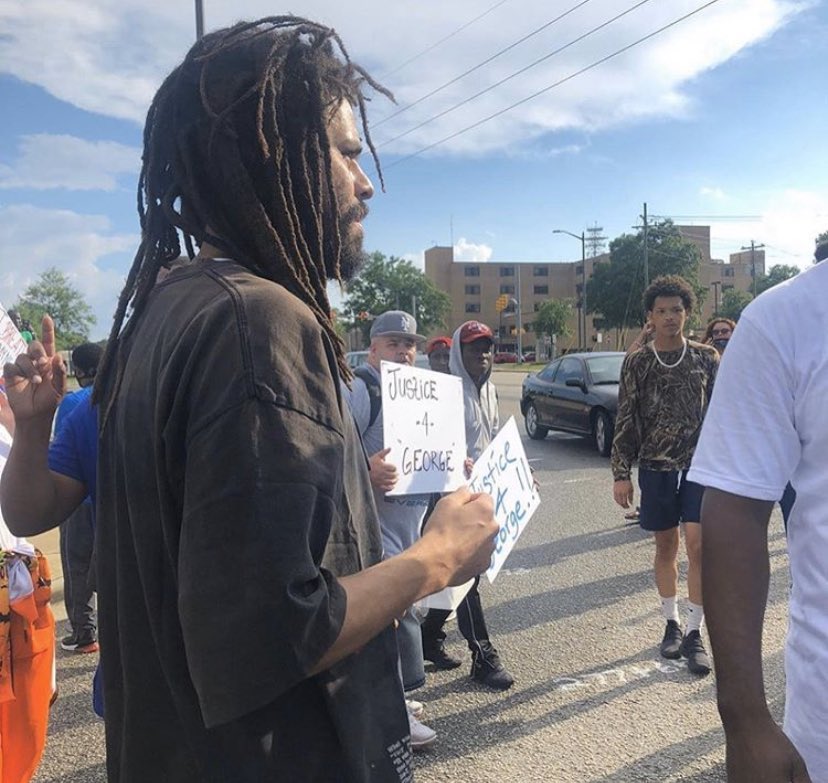 SebastianAvenue's tweet image. Aint nobody cancelling J. Cole ....