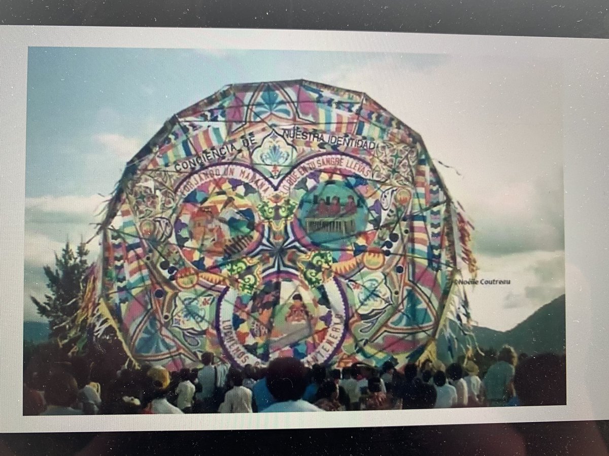 gemblu's tweet image. Kite making is a tense process for the community - creative tension around what will feature on the kite, colours of textiles and experimentation - kites can show disagreement as different people express themselves across the kite #PDC2020