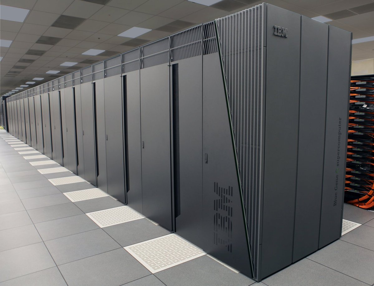 InnoHosting's tweet photo. At #InnoHosting, our #VPS plans include features to access and edit all of the files on your server, manage your VPS with a powerful control panel, 99.9% network uptime guarantee, & remotely reboot your server & (re)install OS on-demand. Learn more: https://t.co/kousjXFsd0 https://t.co/PkJ5pMZoTz