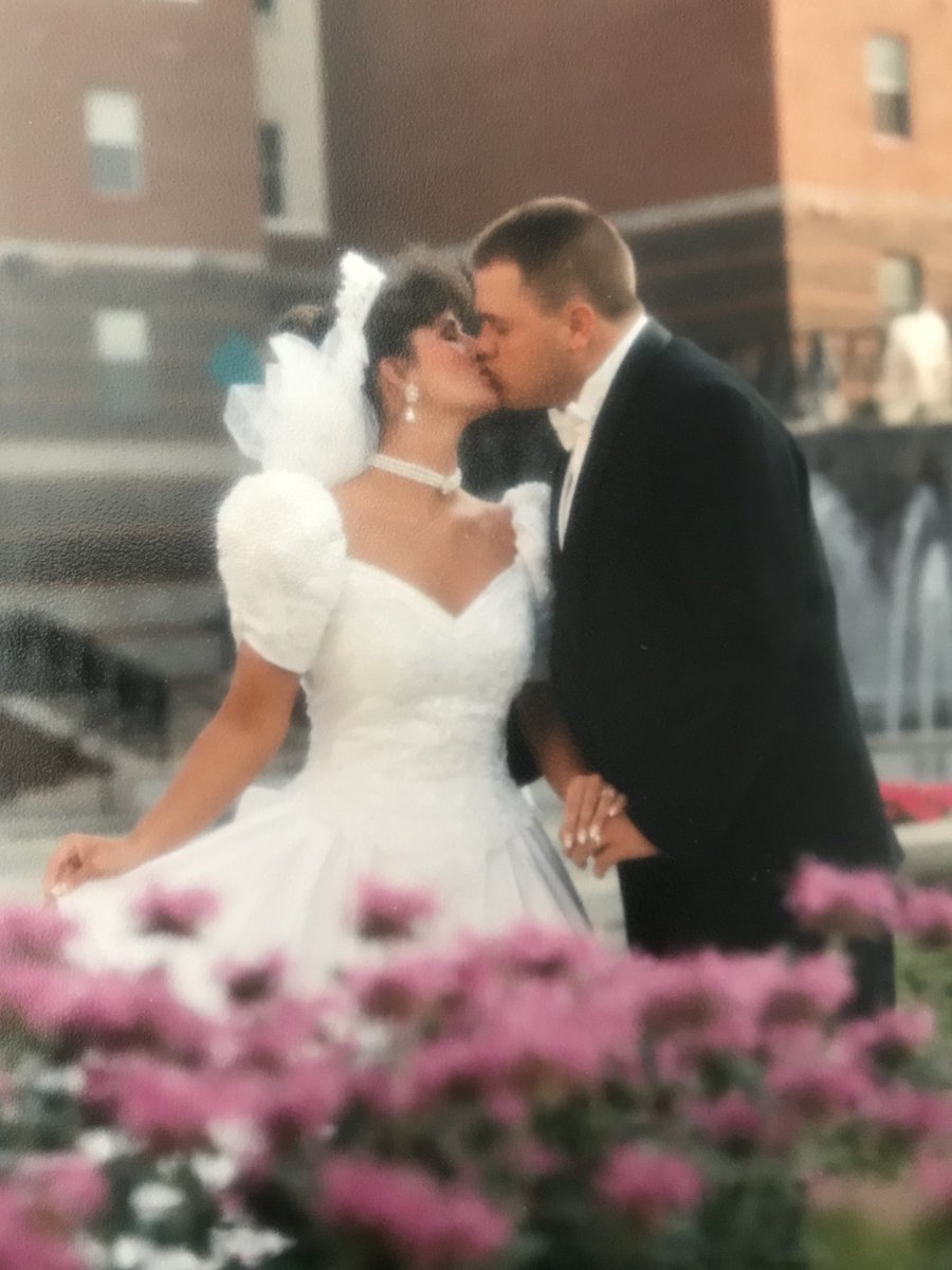 StaceyBachmann4's tweet photo. Happy 25th Anniversary to the love of my life @ChadBachmann https://t.co/rVrTKOpv08
