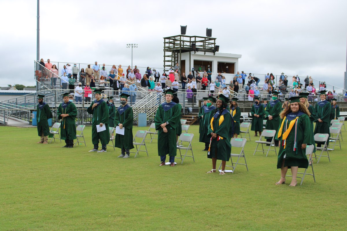 Congratulations to the Class of 2020 from Spring Creek High School which graduated this morning <a href="/MOTribune/">Mount Olive Tribune</a> <a href="/WayneCountyPS/">Wayne County PS</a> @SCgatorFootball <a href="/SpringCreekHS/">SpringCreekHS</a> <a href="/SpringCreekABC/">SpringCreek Boosters</a>