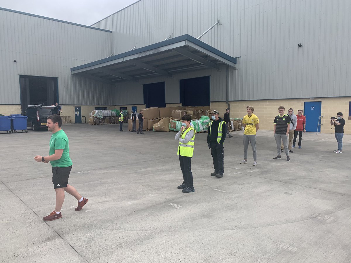 sarah travers tweet media