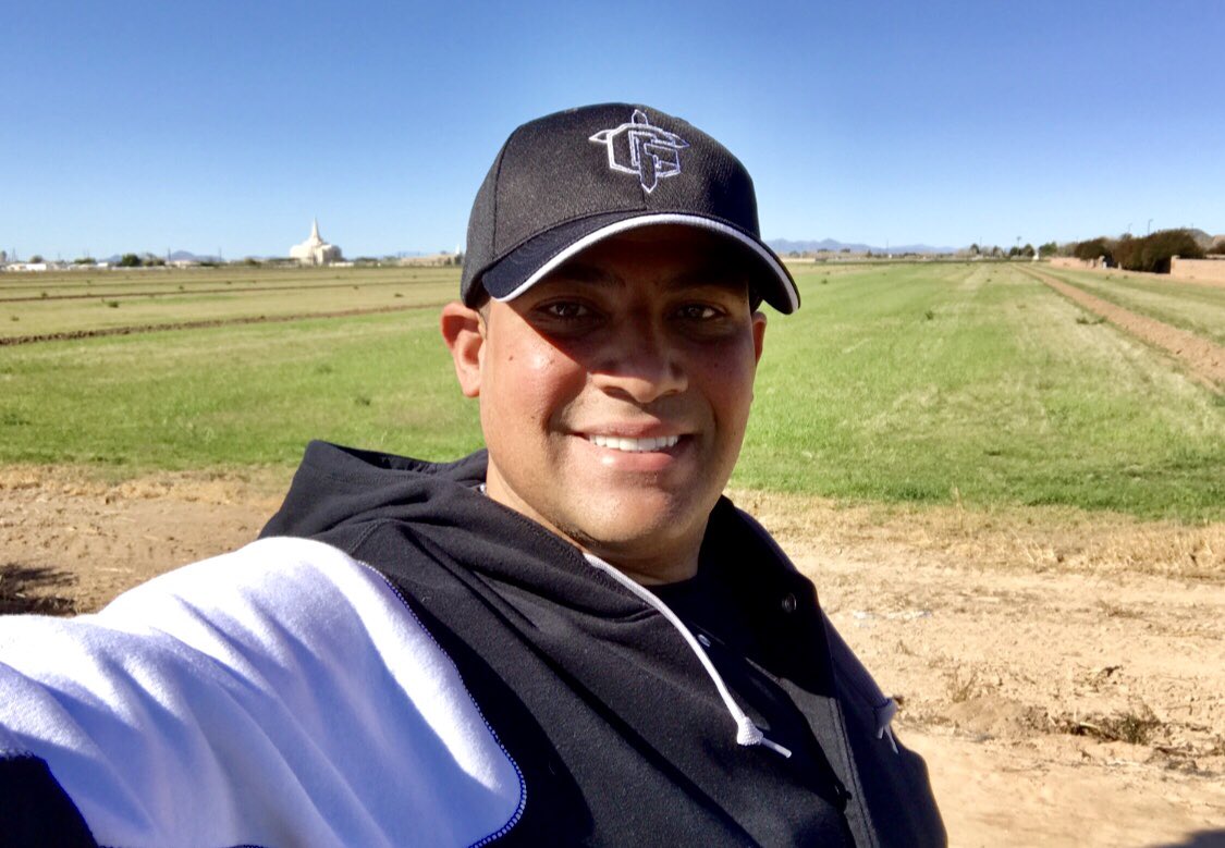 BengieMolina1's tweet photo. “NEVER regret a day in your LIFE. GOOD days give you HAPPINESS and BAD days give you EXPERIENCE”✝️Heck yeah!!
#WednesdayWisdom 🙏🏽 https://t.co/VQXiCEdOT8