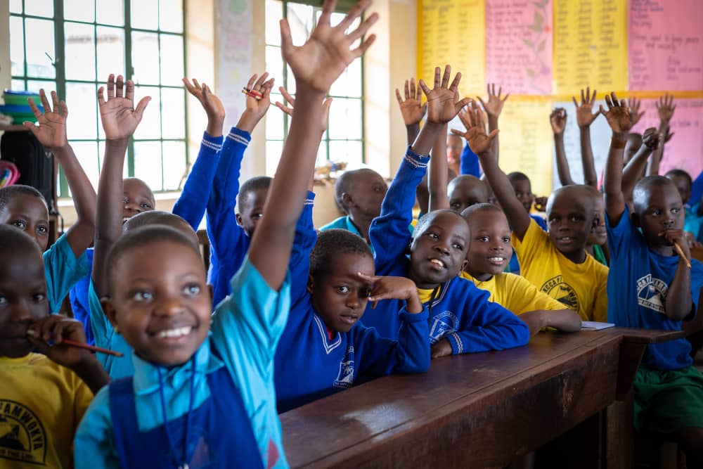 wituganda's tweet image. Celebrating Day of the African child, It's every Girl child right to access education. In the face of COVID 19, we must double our effort, let's work together to do more and better. Girl child education matters
#Keepthemlearning
#keepthemsafe
#stilllearning