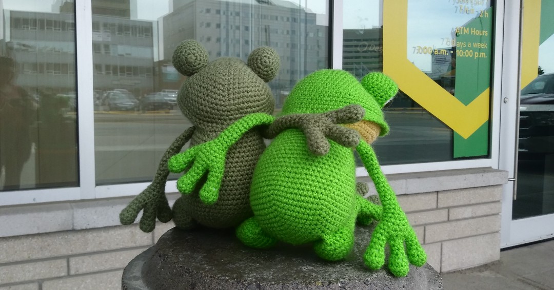 Nos grenouilles se promènent... 🐸 

Suivez <a href="/CVFSudbury/">Centre Victoria pour femmes</a> et <a href="/StJeanSudbury/">St-Jean Sudbury</a> sur Facebook pour ne pas manquer les activités du 24 juin.