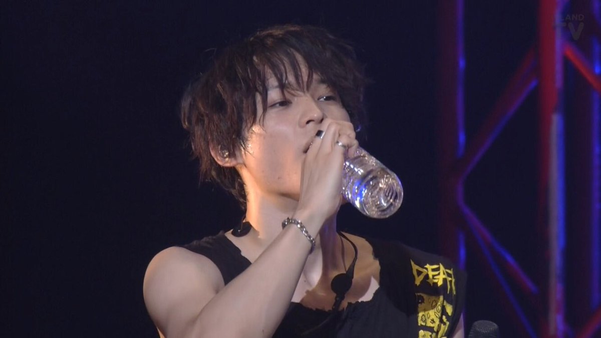 松村北斗誕生日おめでとう 自由で不憫でそれでいて仕事には真面目でなんか惹かれてしまう北斗 そんな北斗が大好きだし きょもほくも大好きです 25歳もイケメン顔眺めますね 松村北斗誕生祭 Happybirthdayhokuto 北斗の誕生日だから気持ち切らすなって