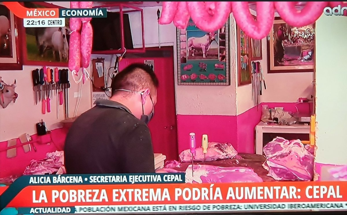 illescas_rosas's tweet photo. Nos prometieron un cambio del país en beneficio de todos. Y nos damos cuenta que solo fueron cantos de sirena. La #4TMiente y #AMLONoApoyaAlPueblo que votó por él. #Puebla sufre de hambre y @MBarbosaMX no atiende las demandas de los humildes https://t.co/PP7H3H7baM