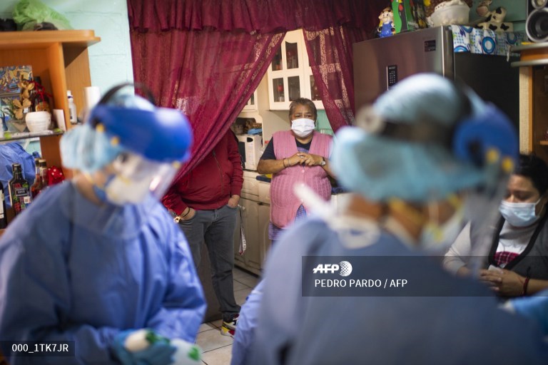 #Coronavirus #COVID19 #Mexico 
Pictures by #AFP photographer <a href="/PPardo1/">Pedro Pardo</a> taken during a door-to-door visit to carry out COVID-19 tests in Mexico City.