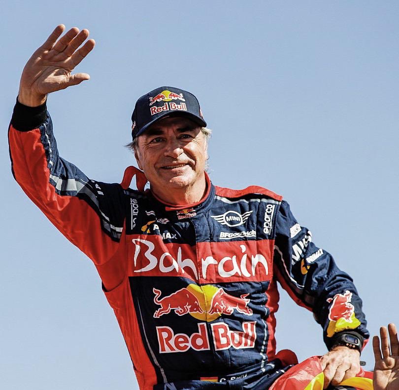 CSainz_oficial's tweet photo. Llevo todo el día con esta cara de felicidad! No quiero dejar que pase ni un minuto más sin dar las gracias a todo el mundo por los cariñosos mensajes de felicitación que he recibido por este gran reconocimiento de la fundación Princesa de Asturias. Muchísimas gracias a todos!! https://t.co/r0z7gQqR7L
