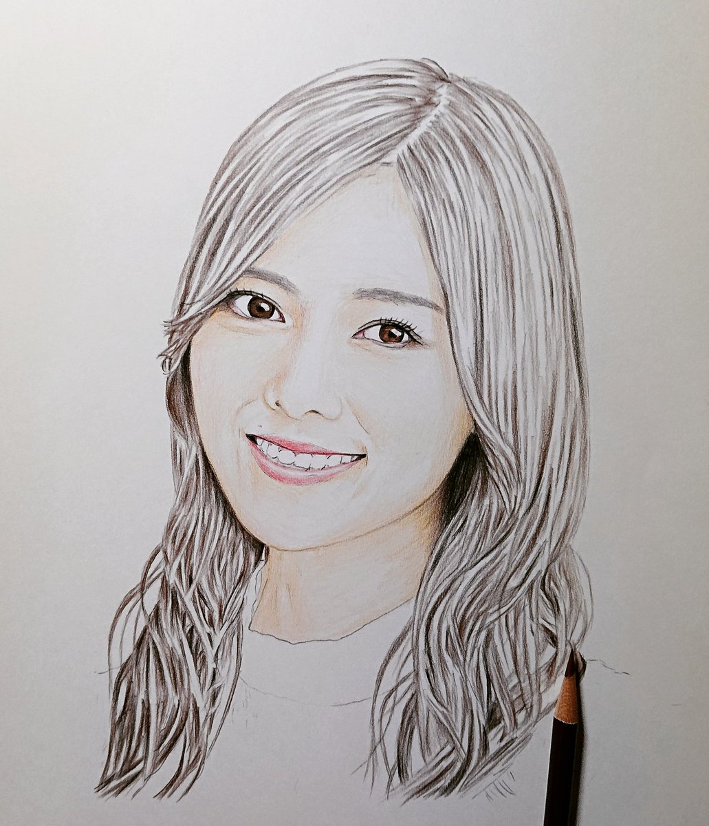 ☆麻衣☆です♪ 色鉛筆画 ３枚 絵の途中…2、 今はこんな絵を描いています。 乃木坂46の、白石麻衣