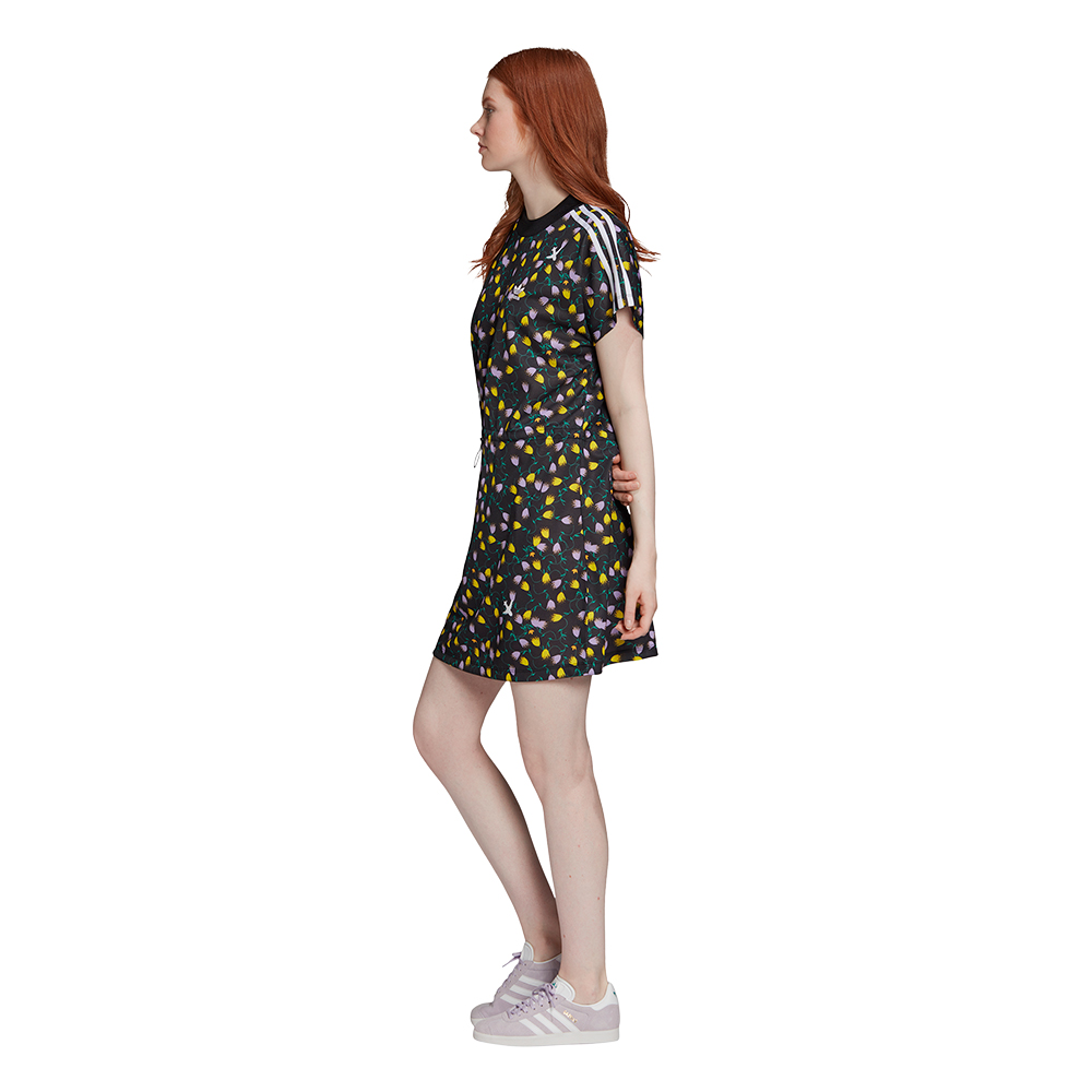 srbalon1's tweet photo. Os seguimos enseñando novedades. Y no podíamos pasar por alto este precioso vestido de adidas Originals! https://t.co/zfHYZCOtZ9 https://t.co/69VEBcw8ig