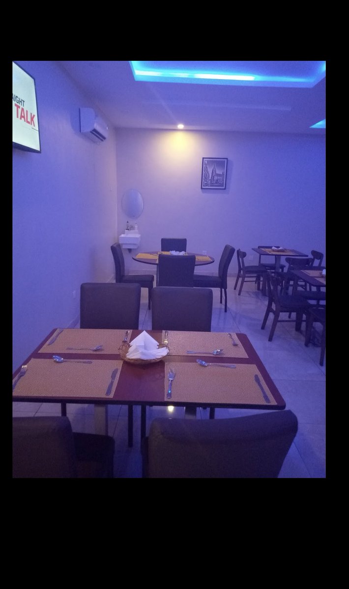 A New spot in Ibadan Yet to be discovered though Le Ville Restaurant Jericho Ibadan Cozy,nice spot Affordable