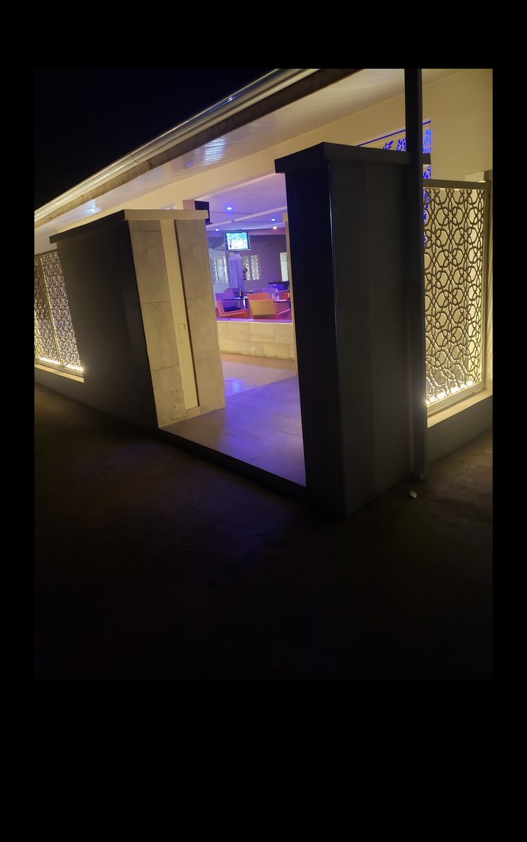 A New spot in Ibadan Yet to be discovered though Le Ville Restaurant Jericho Ibadan Cozy,nice spot Affordable