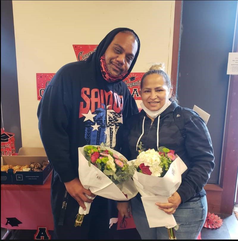 HOPESFCOMMUNITY's tweet photo. We are grateful to PeeJay & RoseMarie for providing so much care to their #HuntersView community. In the midst of organizing weekly food bank, distributing PPE supplies, and keeping the neighborhood #COVID-free, they also graduated from @OfficialCCSF. Congratulations! #Grads2020 https://t.co/AKGtCl3PwE