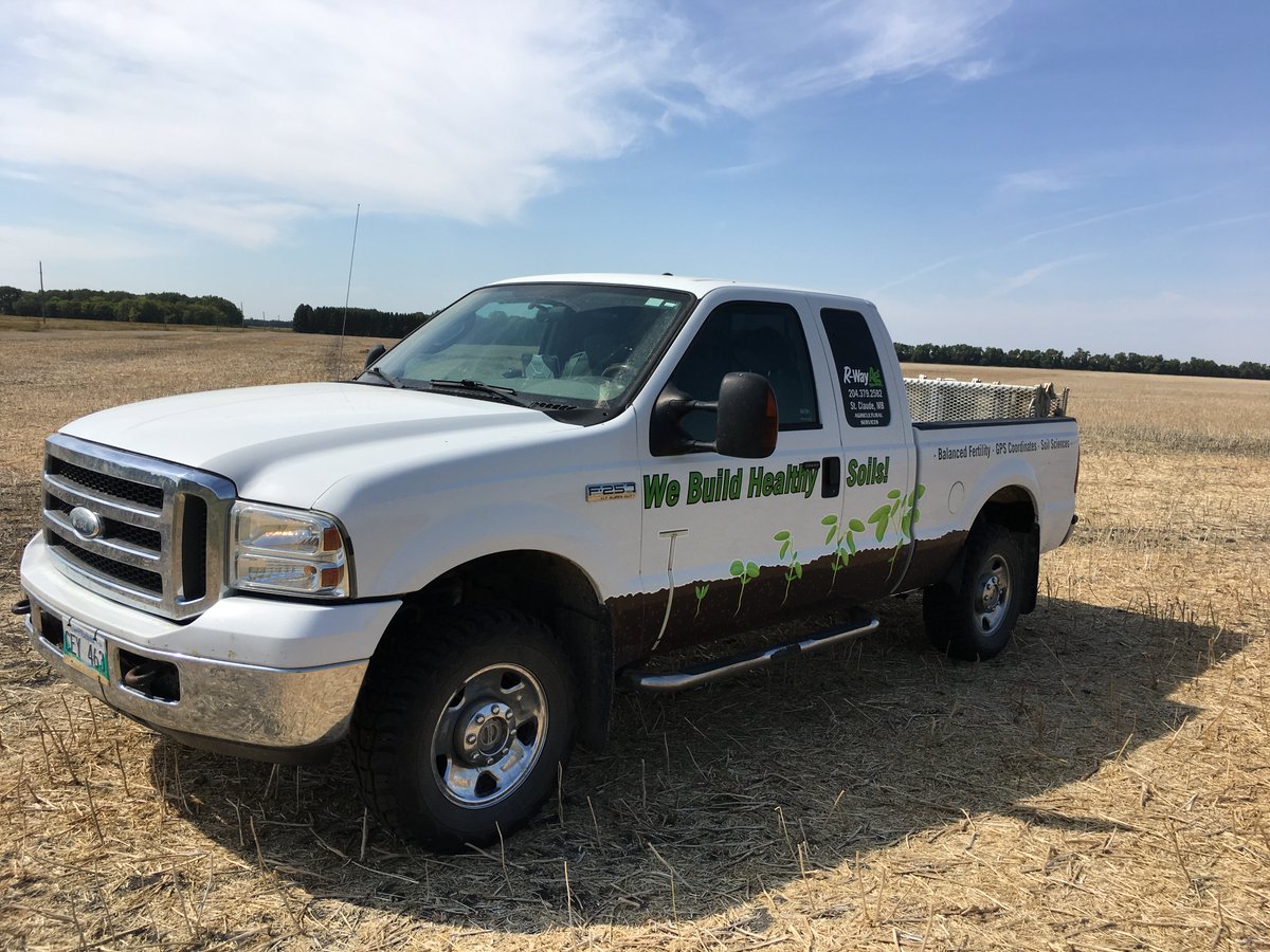 RWayAgLtd1's tweet photo. ***STOLEN*** Last night around 4:00 AM this truck and trailer were stolen from R-Way Ag's facility. Please call (204) 379-2582 if you have seen either/both of these! https://t.co/UewXIhxgEK