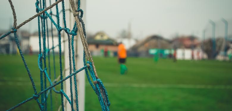 wearetheGMA's tweet image. Our latest research found that if grass pitches are improved, 1.4m more children could play football and rugby weekly. There are a number of ways you can get involved in making this happen. Join the #backtoplay conversation 👉  bit.ly/37CFM7T