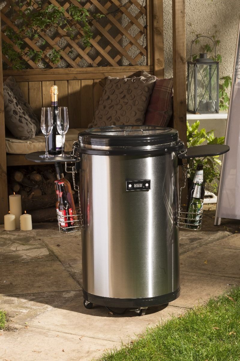 Summer is nearly here! Get your garden party-ready with our Outdoor Party Drinks Cooler and save a massive 40% in our sale 🍻☀️

Buy your Outdoor Party Drinks Cooler today 📲 buff.ly/2JQc5oG
Watch our video 🎥 buff.ly/2UYKng9