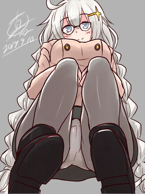 過去絵を見てもコイツいっつもあかりちゃんかネタ絵描いてるな 