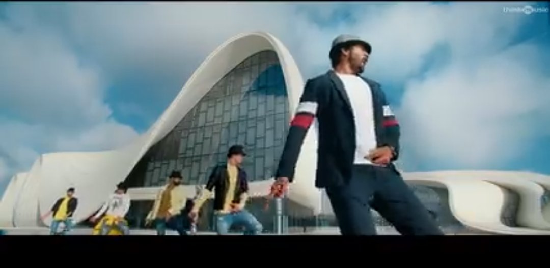  #InspirationalPrinceSK 10th step of SKGroomed dancerI just completed addicted to ur dance sply leg movements of U  @Siva_Kartikeyan thalaivaaSome frames but I like moreee gummura tuppura, varum aana varadhu, Remo,mk,mrlocal songs etc..