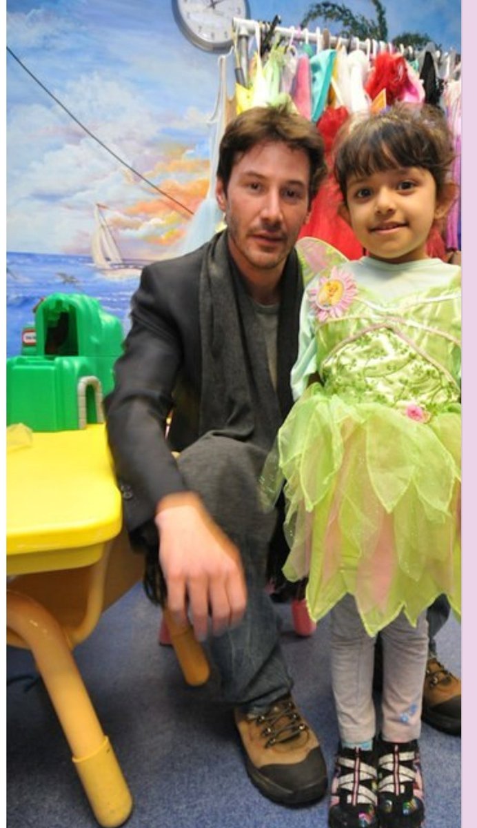 Keanu Reeves TheClub on Twitter: "The big heart of Keanu: April 15, 2010 when Keanu visited the Miller Children's Hospital in Long Beach. .The hospital visit was part of the activities during
