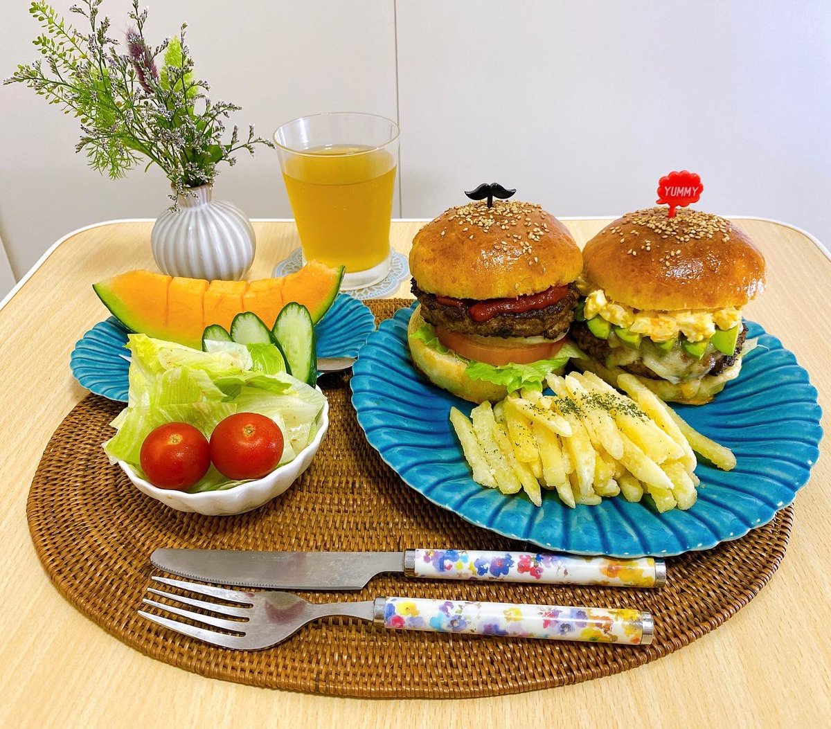 手作りハンバーガー