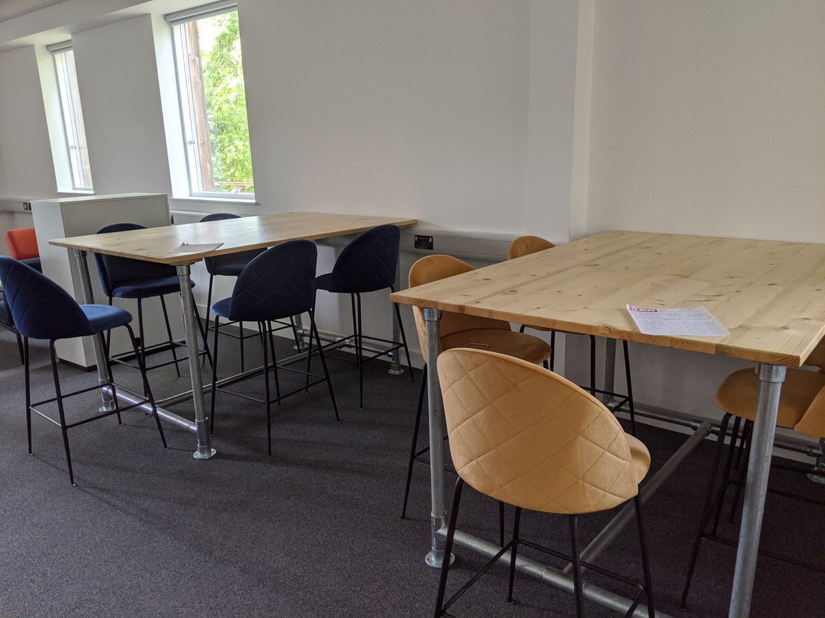TheOxfordTrust's tweet photo. Great to see @Eagle_Labs_Ox almost complete at our @WCFI_OI site! Fab furniture from @RAW_Workshop but maybe most important is what is in the big box....any ideas?
Get in touch with the team ahead of it opening (the box as well) to reserve your space! https://t.co/omu9uXy1bk https://t.co/Z3uEhli8E4