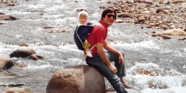 "Don't ask me what I did. Ask me what I did not do. I did not clip her wings, and that's all."— Malala Yousafzai's dadMy dad, too. As a toddler he would strap me in a backpack & go on long hikes, exploring nature: forests, streams, hills. He took me to the library every week.