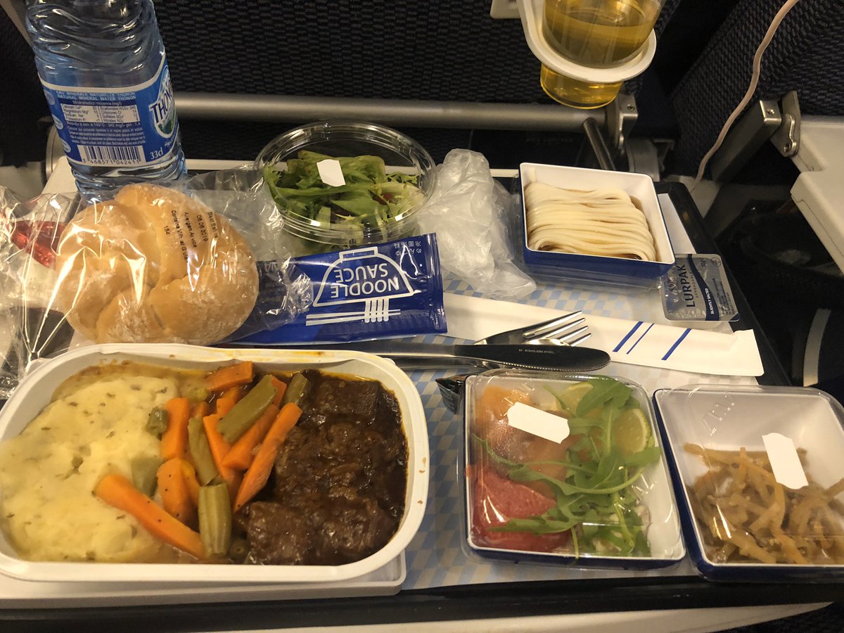 xxJJkn's tweet photo. 空港行きたいし飛行機乗りたい😞 https://t.co/4Z27GtmWD4