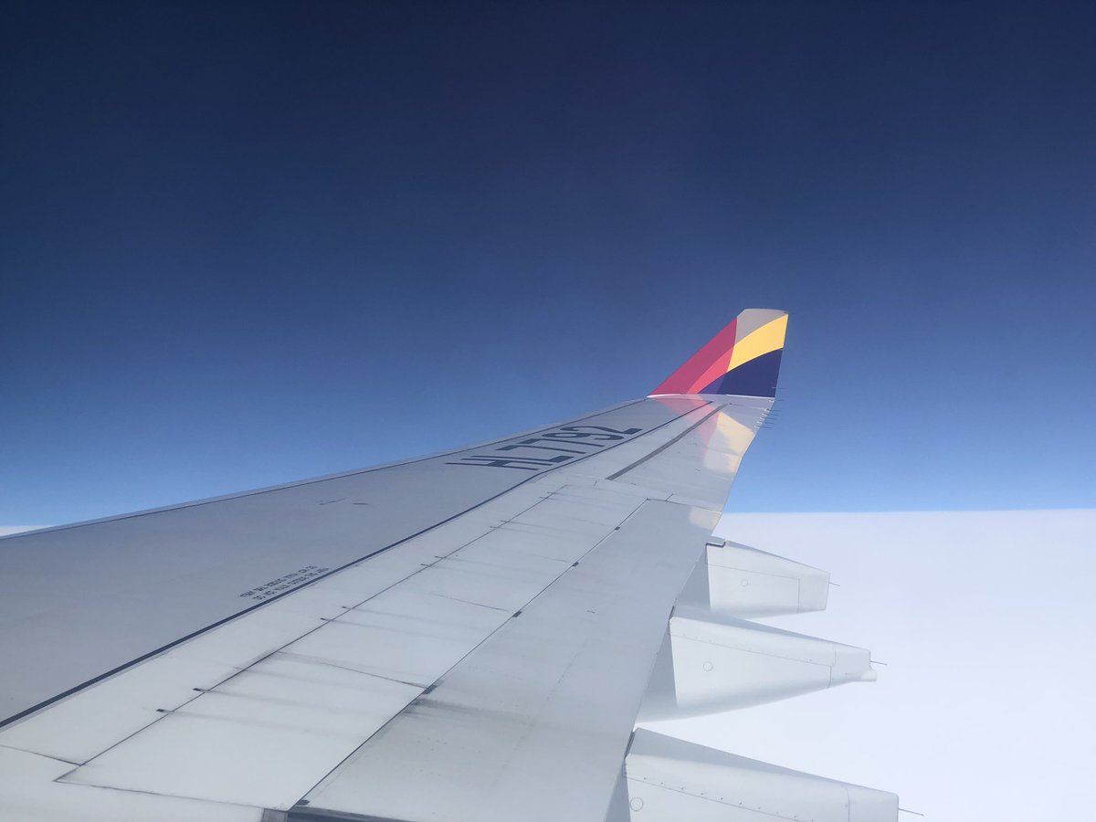 xxJJkn's tweet photo. 空港行きたいし飛行機乗りたい😞 https://t.co/4Z27GtmWD4