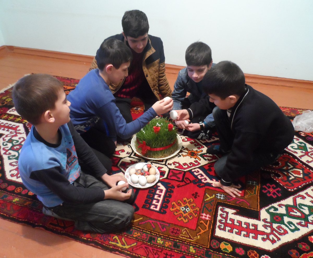 From the very dawning of the Novruz holiday, eggs have been dyed red and egg cracking competitions held. This custom still exists and is another children’s favourite.