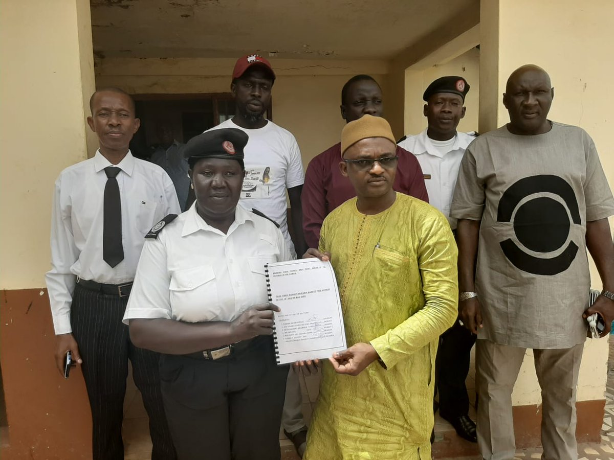 The multi sectoral task force committee established to probe into the cause of fire and magnitude of it's damaged at the Brikama market, has yesterday presented their finding report to the chairman.