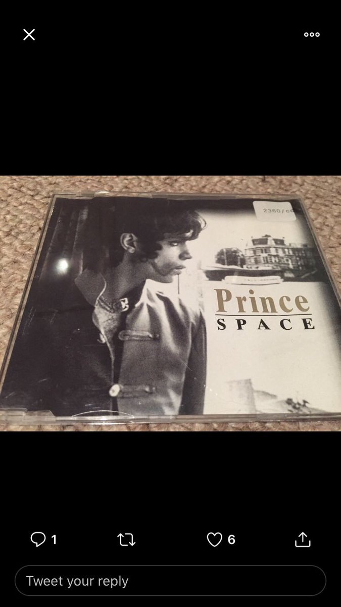 Album Version:We’ll come on to the Prince remixes later on as a couple are actually some of my favourites but first I want to talk about the album version.The album version appears on the B side of the single whereas the Universal Love Remix is on side A.