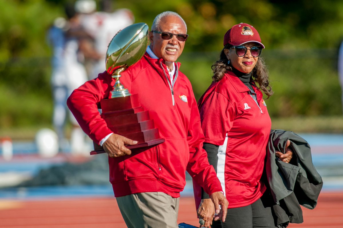 ShawBears's tweet image. AFTER FOUR DECADES WITH SHAW, LEGENDARY DIRECTOR OF ATHLETICS,  DR. ALFONZA L. CARTER TO RETIRE shawbears.com/general/2019-2…