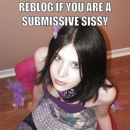 Being submissive is fun Also being Dominated;) @Emilybigass https://t.co/6DKEgY3gPo