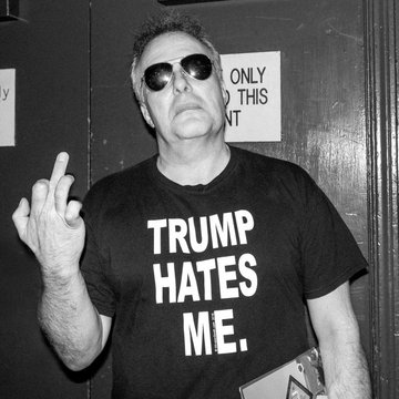 Happy birthday Jello Biafra !!! 