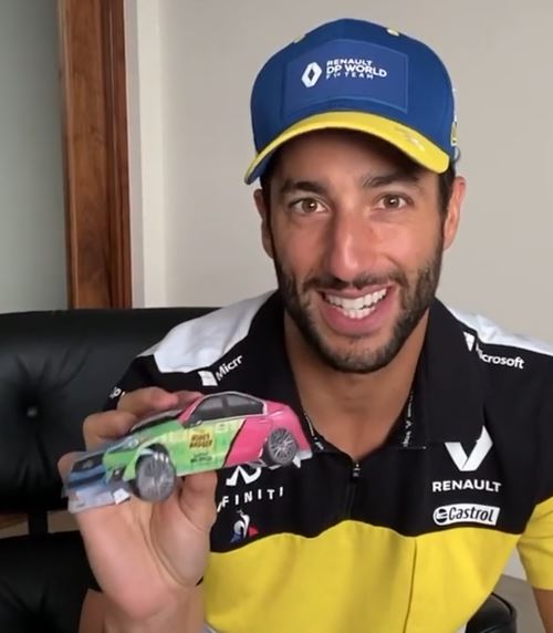 alto_octanaje1's tweet photo. Ya está listo el #Q50 #HoneyBadgerEdition, el #Carigami de @infinitimx que desafió a @danielricciardo. ¿Podrán @JoacoCamino @ElPonce66 y @mrossidr armarlo mejor que él?
https://t.co/cooyAYBB3g https://t.co/a52akLQCPE
