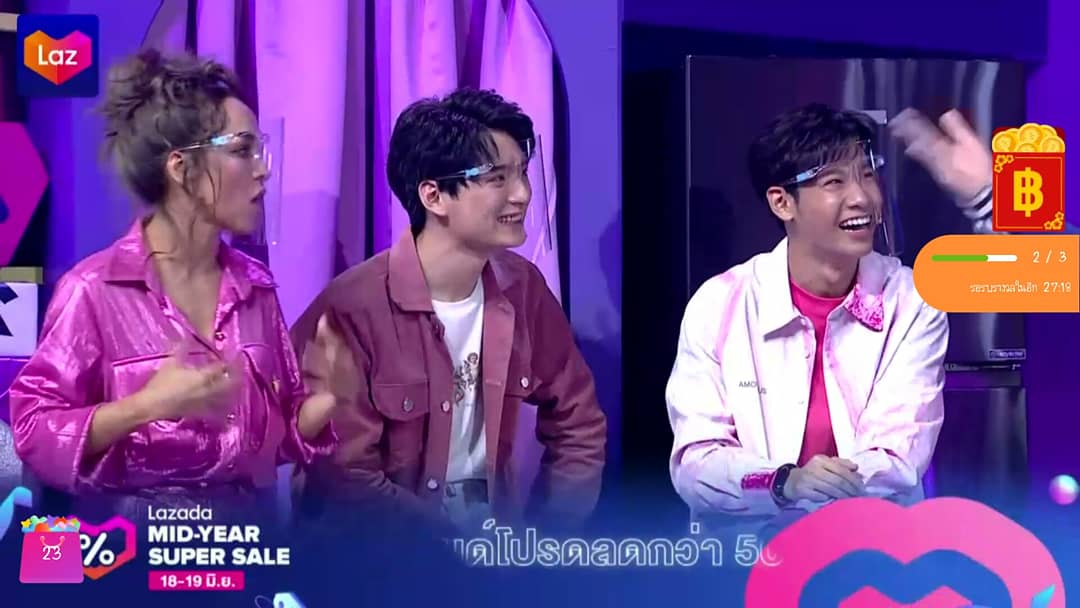 Newsplus_WD's tweet photo. @__singto @kristtps #Smlie😄 สู้ๆน๊า
#คริสสิงโต
#__singto
#krittps
#Lazadamidyeargrandshow https://t.co/P9m0iFj9C7